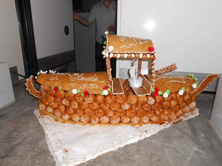 Pièce monté pour anniversaire Lot